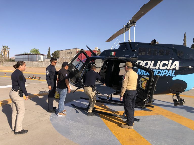 Traslada Halcón Uno a mujer accidentada en Cumbres de Majalca