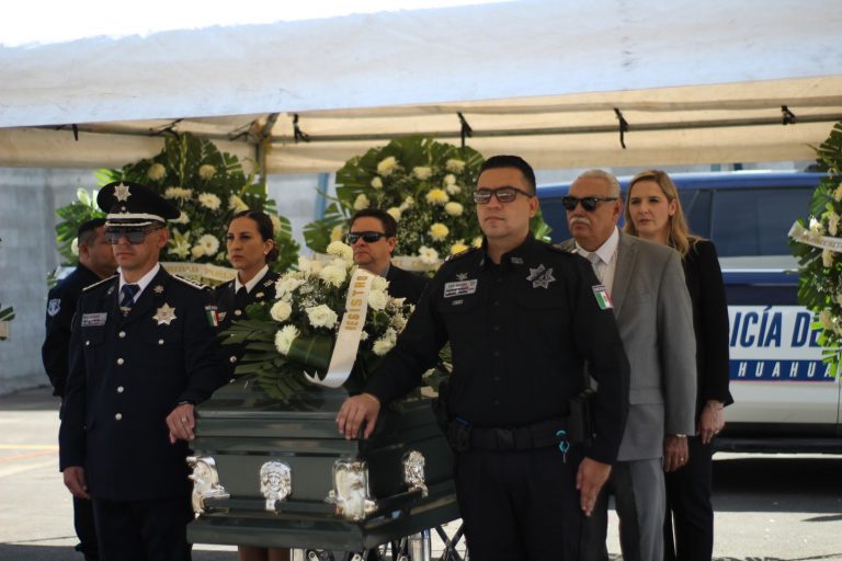 Rinde SSPE homenaje al suboficial Lázaro Vicente Victoria