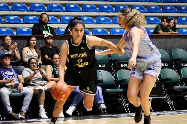 Adelitas deshace al «Enjambre»