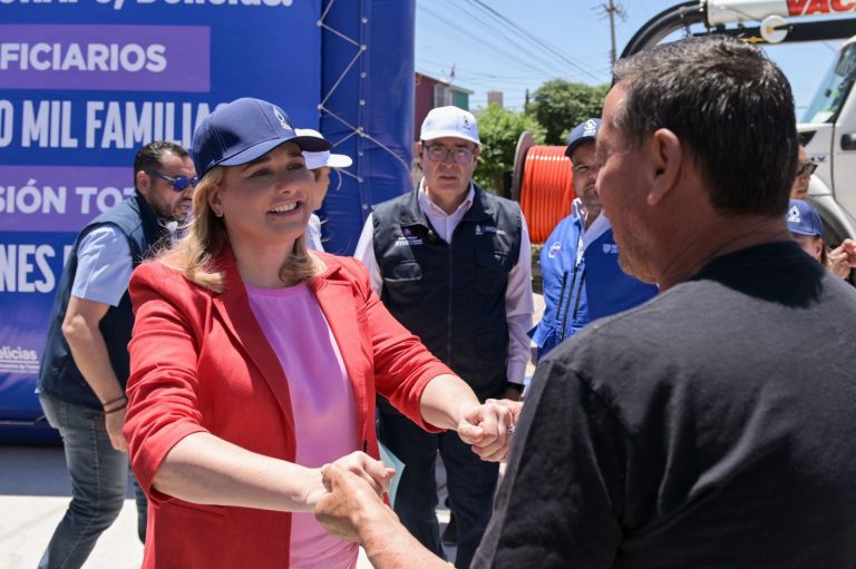 Maru Campos impulsa desarrollo en Delicias con obras de infraestructura hidráulica
