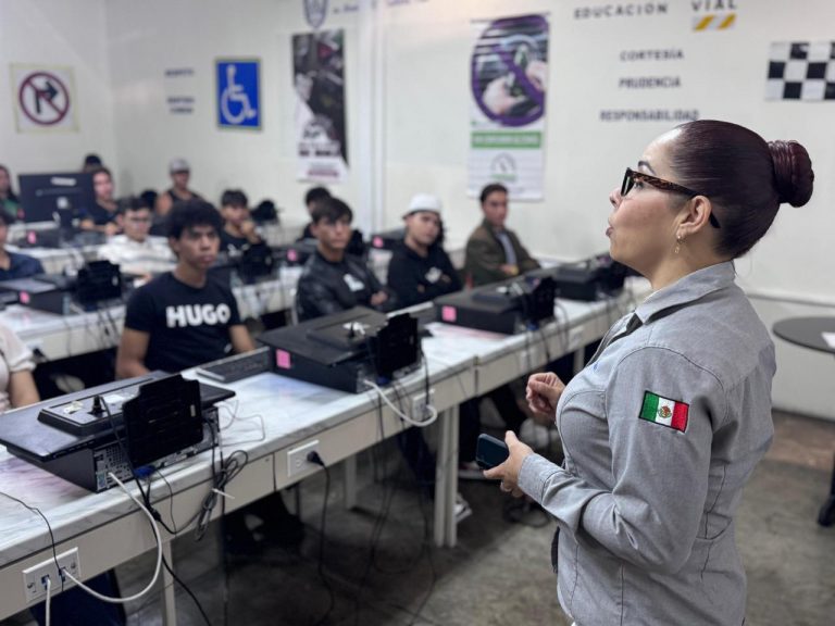 Promueve SSPE cultura de legalidad con la expedición de 126 mil licencias de conducir en el estado