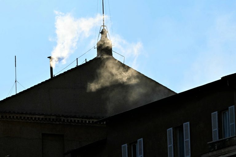 Fumata blanca y «Habemus Papa»