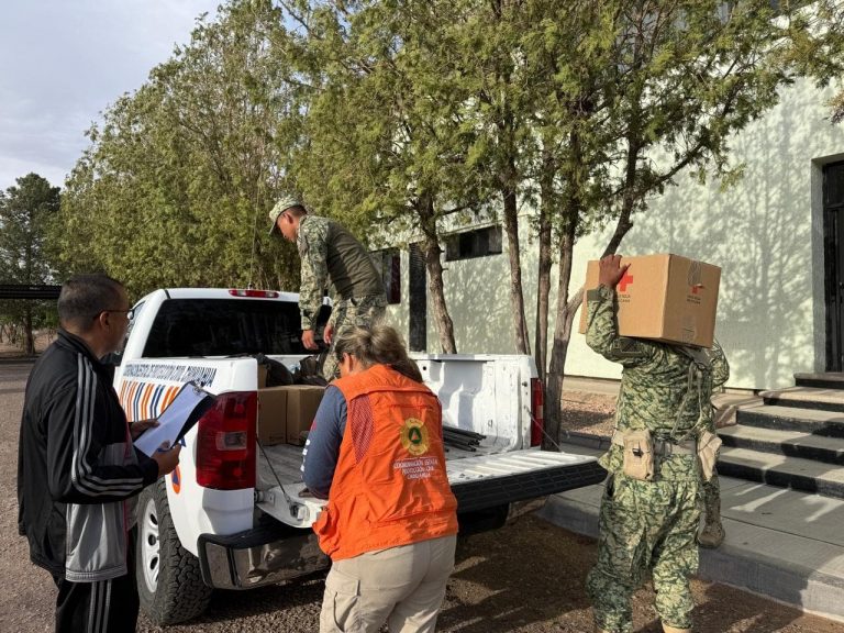Entrega CEPC donación de insumos para brigadistas forestales del 35Batallón de Infantería de Nuevo Casas Grandes