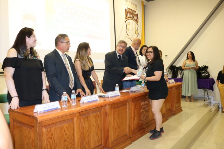 Premian a ganadores de las XXVI Jornadas de Investigación en la UACH