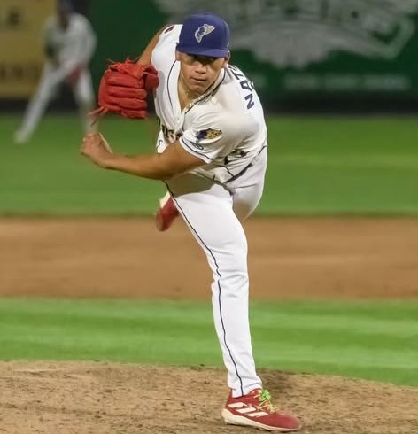Pitcher juarense José Natera Jr. es un “diamante en bruto”