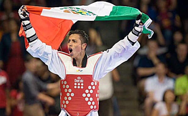 Se despide Carlos Rubén Navarro de competencias oficiales de Taekwondo