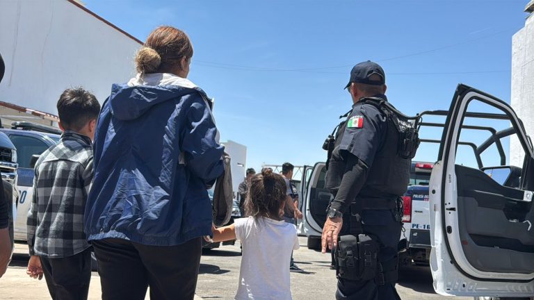 Rescata SSPE a 37 personas en situación de movilidad en la franja fronteriza de Ciudad Juárez