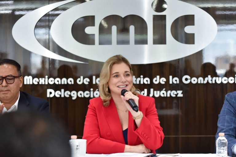 Maru Campos impulsa obras de impacto social en Ciudad Juárez