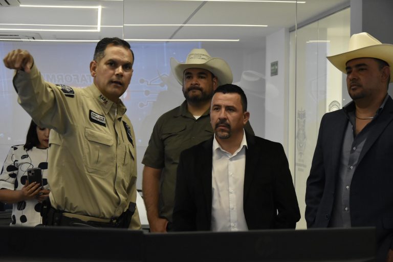 Visita Gilberto Loya Destacamento y C7 en Madera