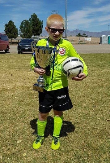 Nico, el “amigo de los 3 postes”, sueña en grande