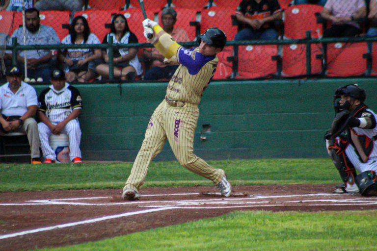 Algodoneros blanquea a Dorados