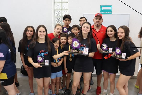 CONQUISTAN SIRENAS Y TRITONES DE AQUATEC CETRO ESTATAL