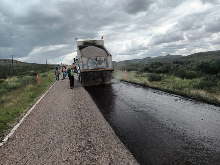 Comienza SCOP trabajos de mantenimiento en la carretera Camargo – Ojinaga
