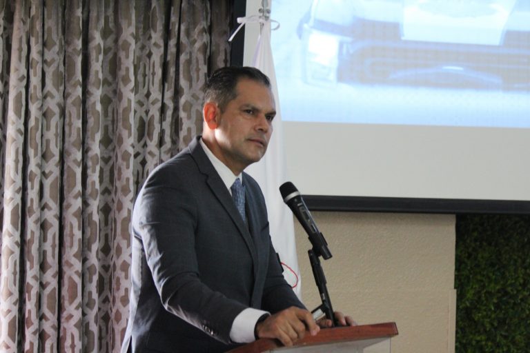 Toma protesta el secretario Gilberto Loya en nueva Mesa Directiva de Asis International capítulo