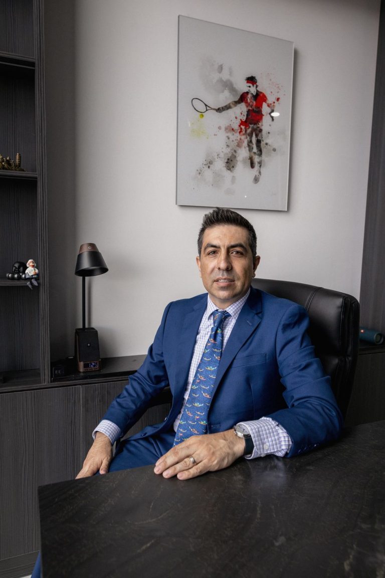 Conoce a Ivan Elí Sanchez Jasso fundador de Intelezo: la consultora que convierte datos en decisiones con impacto real