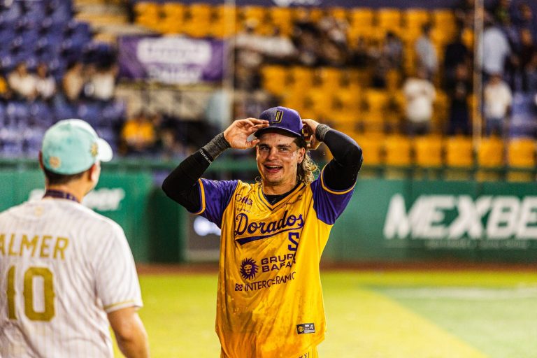 Amarran serie ante Acereros