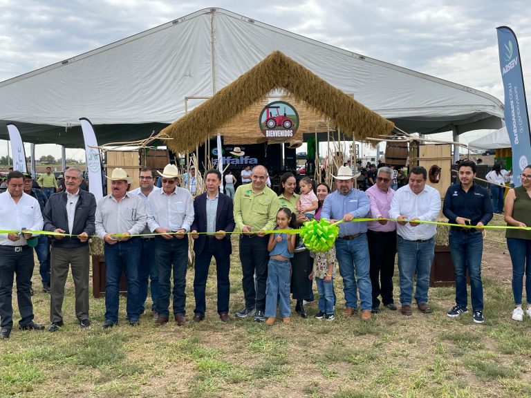 Bankaool impulsa al campo con su participación en el Día de la Alfalfa