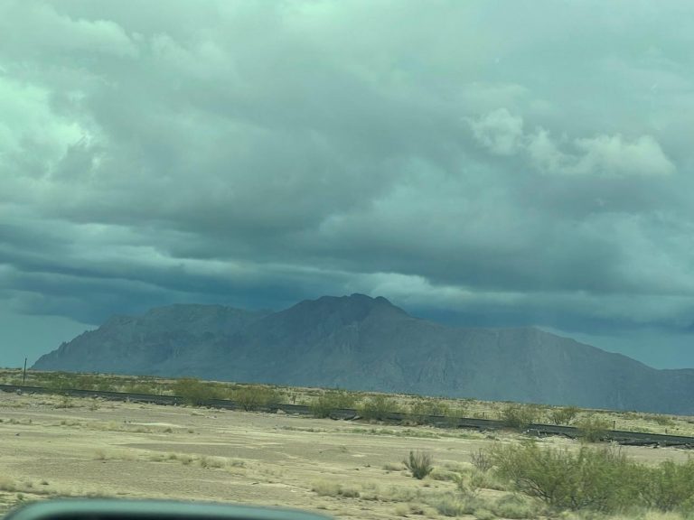Emiten alerta por pronóstico de fuertes lluvias para la región serrana
