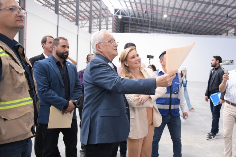 Maru Campos supervisa obra de construcción del Centro de Convenciones de ciudad Cuauhtémoc