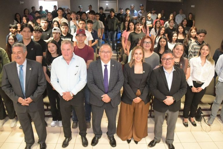 Regresan a clases 29 mil 834 estudiantes UACH