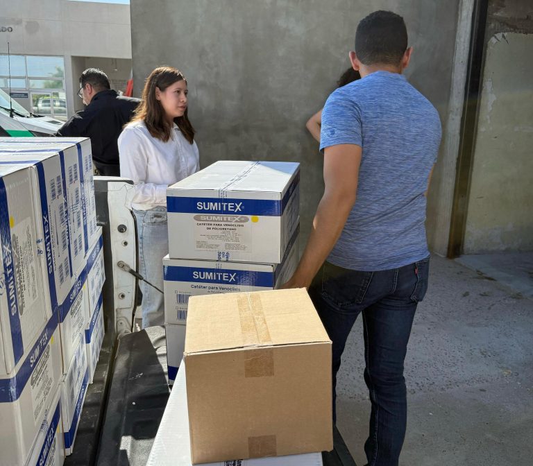 Dona diputada Jael Argüelles insumos al IMSS No. 35 de Juárez para mejorar la atención a derechohabientes