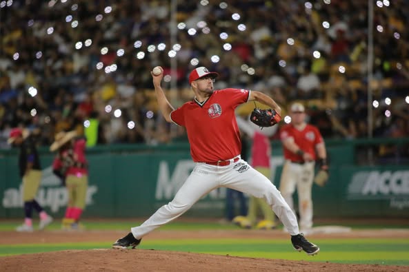 “LOS ÁNIMOS ESTÁN POR LOS CIELOS”: LUIS SERNA, PITCHER DE INDIOS DE JUÁREZ