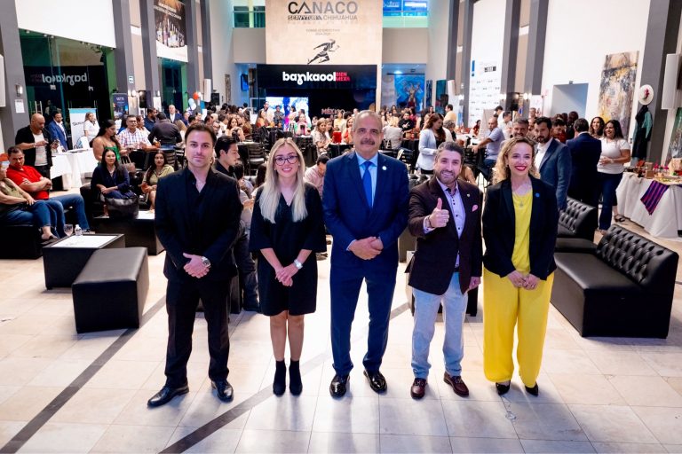 Presenta Bankaool amplia gama de oportunidades financieras en evento turístico