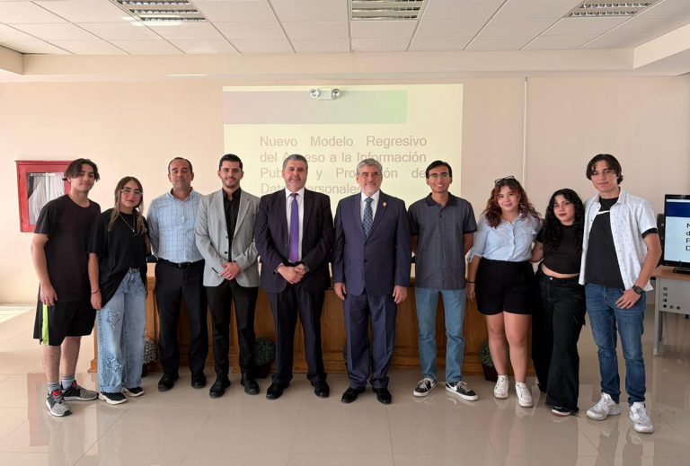 Encabeza Comisionado Sergio Rafael Facio ejercicio de socialización de la protección de datos personales ante universitarios