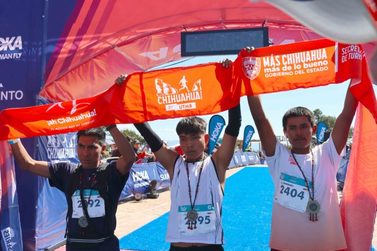 Culmina el Chihuahua By Ultra Trail Mont Blanc con triunfos de corredores rarámuri