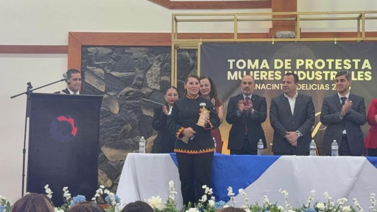 Reconocen a la chef internacional Ana Rosa Beltrán del Río