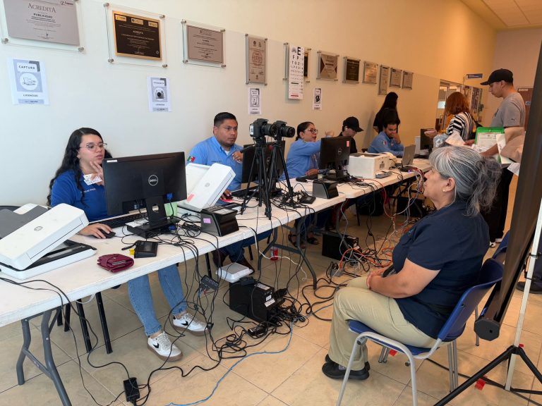 Acercan módulos para tramitar licencias entre universitarios