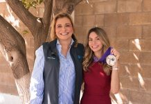 Maru Campos reconoce a Alegna González como un ejemplo para los chihuahuenses