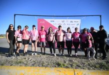 Realizan carrera 5K «Huella Rosa» en la Facultad de Medicina y Ciencias Biomédicas de la UACH