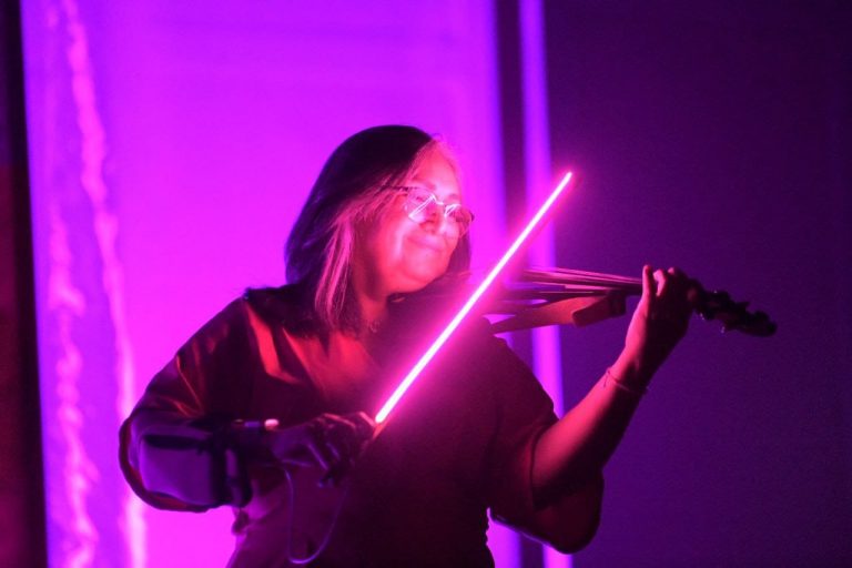 Presenta UACH concierto «Notas de vida» con la violinista Virna Pacheco