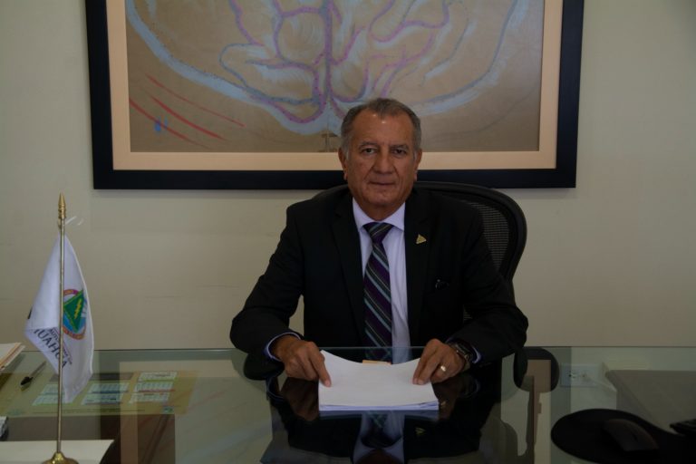 Reconoce la UACH 70 años de formación de profesionales en la salud en la FMyCB