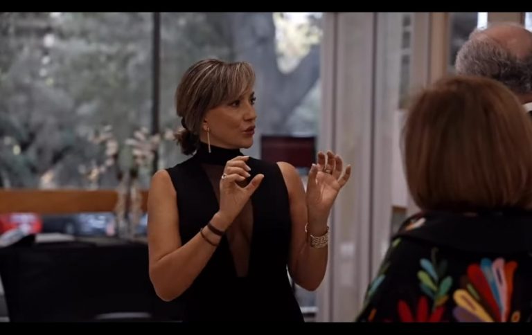 Expone Mariana Yañez en el Consulado General de México en Austin