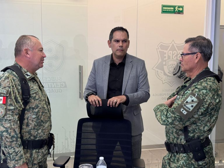 Sostiene titular de Seguridad Pública Estatal reunión estratégica con mandos policiacos en Guachochi