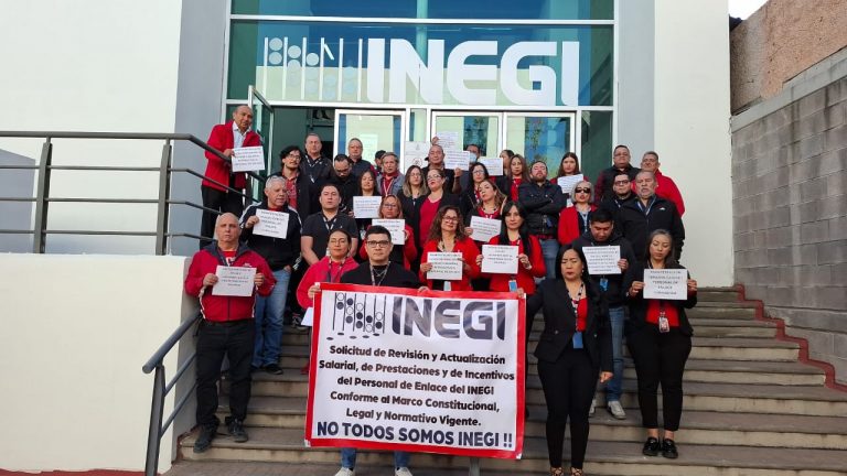 Se manifiesta personal de INEGI