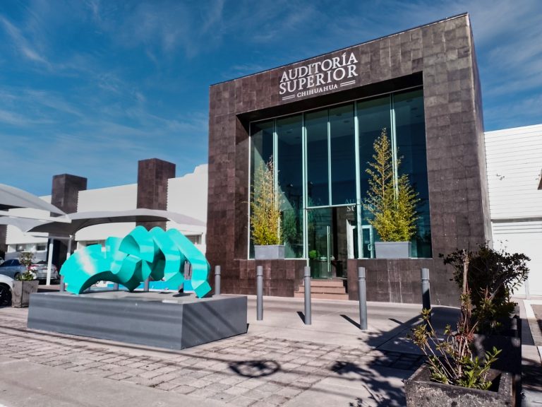 Logra ASE inhabilitación de particular que utilizó documento falso para obtener contrato de JMAS