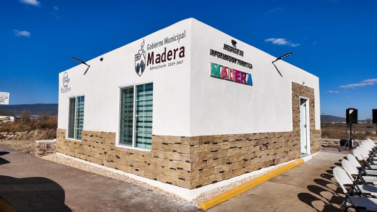 Inauguran módulo de información turística en ciudad Madera