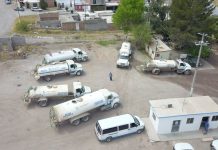 URGENTE: Choque vehicular deja sin agua a colonias de Chihuahua; JMAS envía pipas