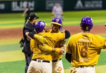 Jonrón de Andrelton Simmons sella una contundente victoria de Dorados sobre Sultanes